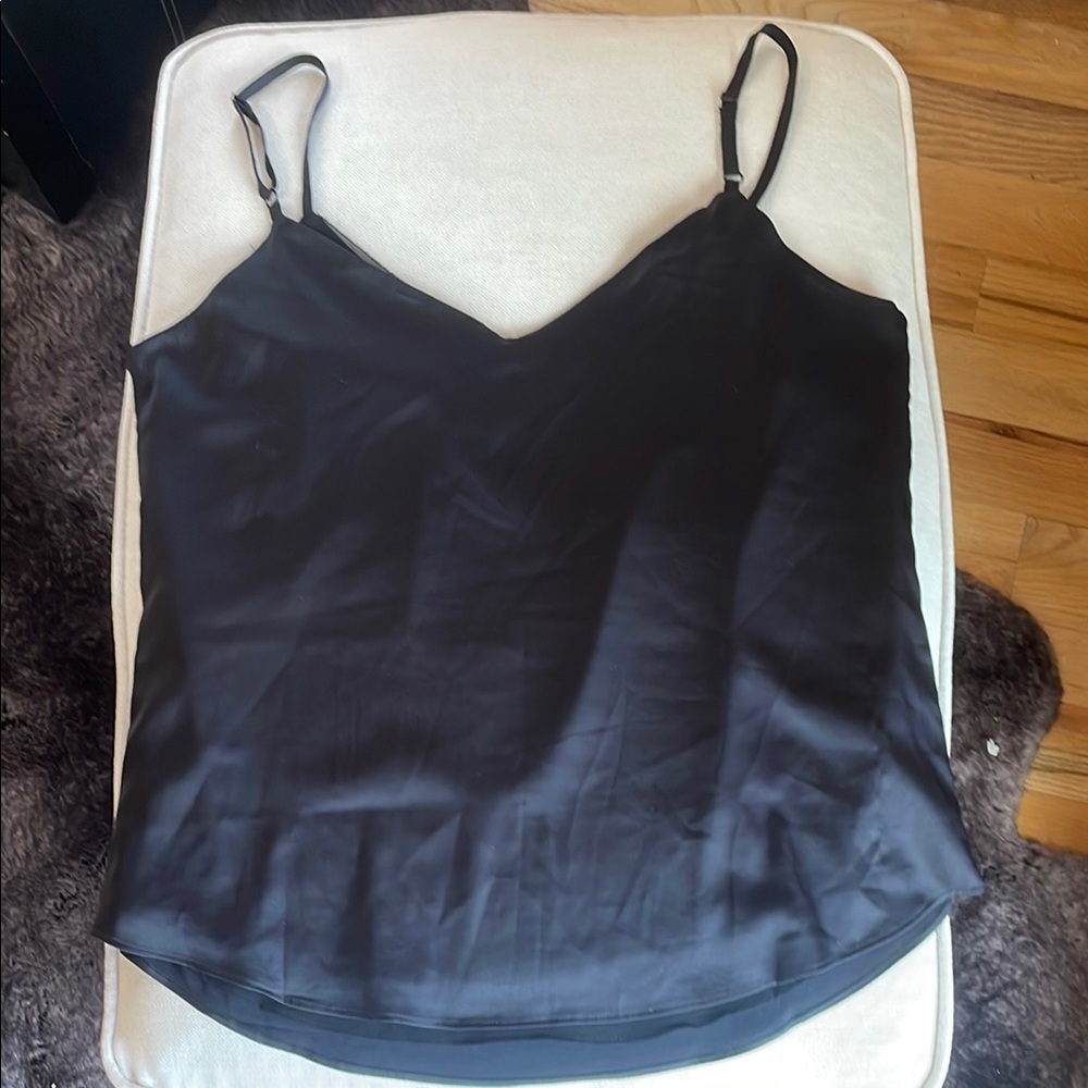 WHBM Black V-Neck Cami Size Medium - Picture 4 of 4
